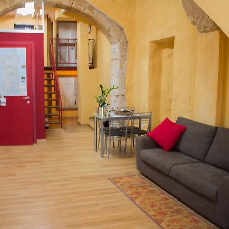 Appartamento Rosso Buoni E Cattivi Cagliari Pokoj fotografie